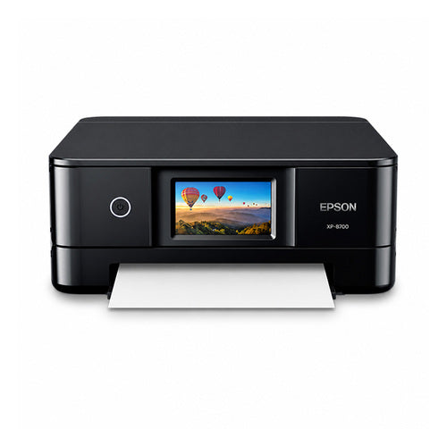 Impresora de etiquetas Epson XP-8700 C11CK46402 en uso sobre fondo blanco
