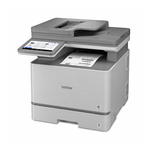 Impresora de etiquetas Brother MFC-L8970CDW MFCL8970CDWRE1 en uso sobre fondo blanco