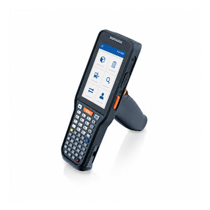 Terminal de mano Datalogic SKORPIO X45 946450001 en uso sobre fondo blanco