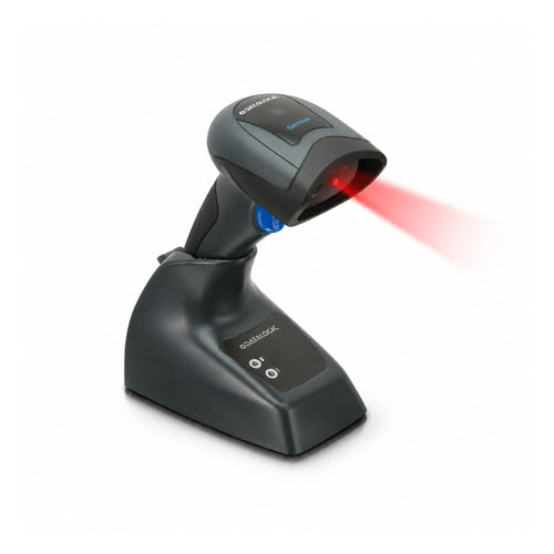 Lector de códigos de barras Datalogic QUICKSCAN M negro QBT2131-BK-BTK1 en uso sobre fondo blanco