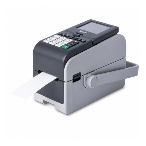 Impresora de etiquetas Brother TD-2350DSA TD2350DSAH300Z1 en uso sobre fondo blanco